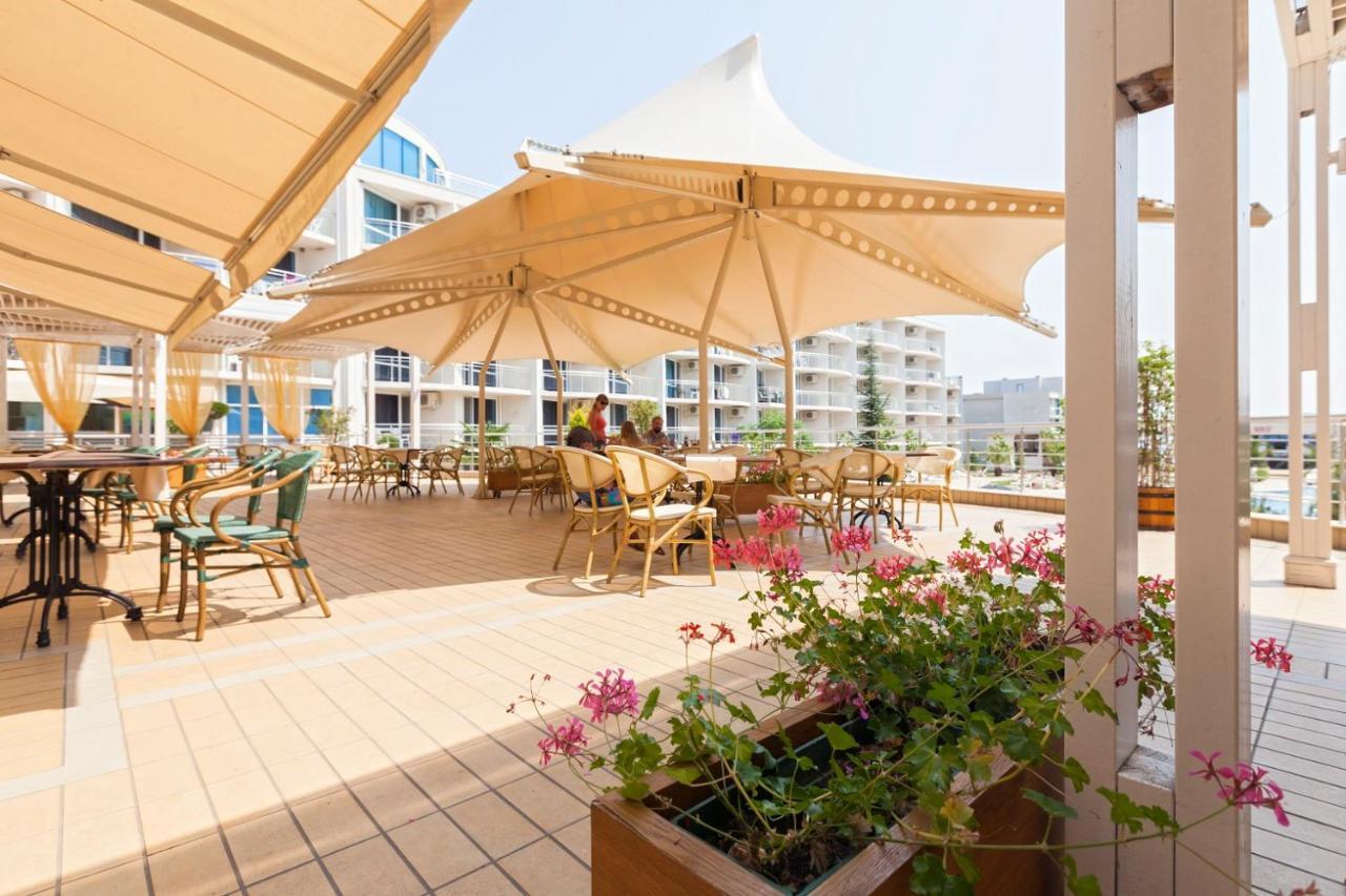 Design Studio In Atlantis Resort&Spa, Burgas Airport 外观 照片