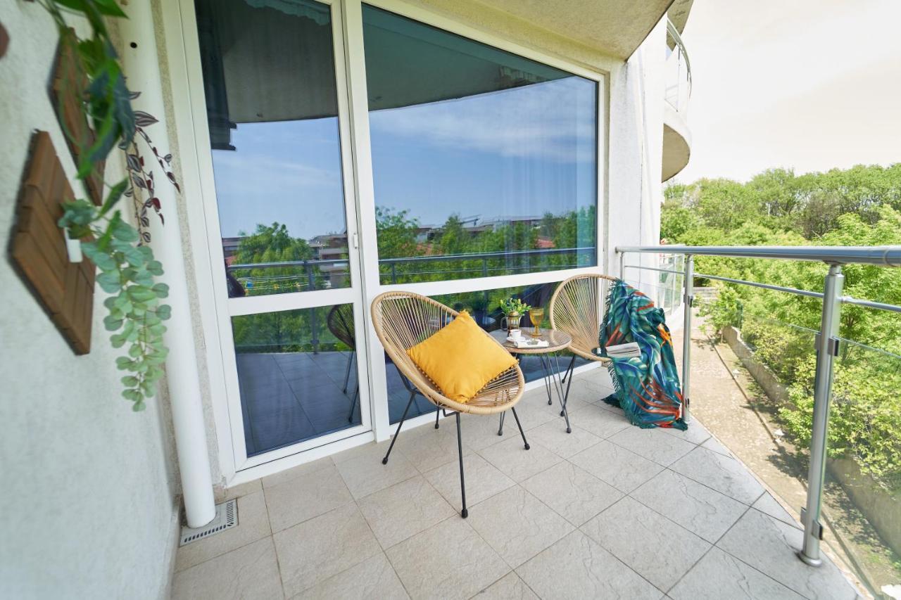 Design Studio In Atlantis Resort&Spa, Burgas Airport 外观 照片