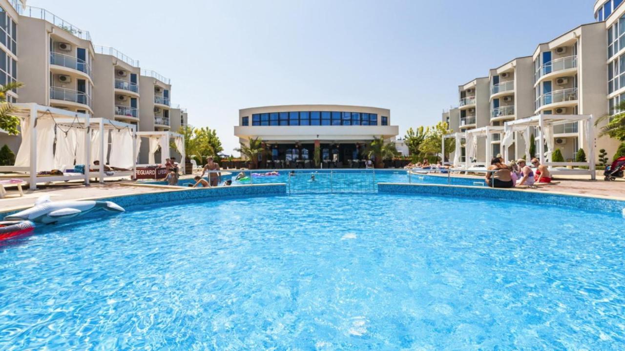 Design Studio In Atlantis Resort&Spa, Burgas Airport 外观 照片