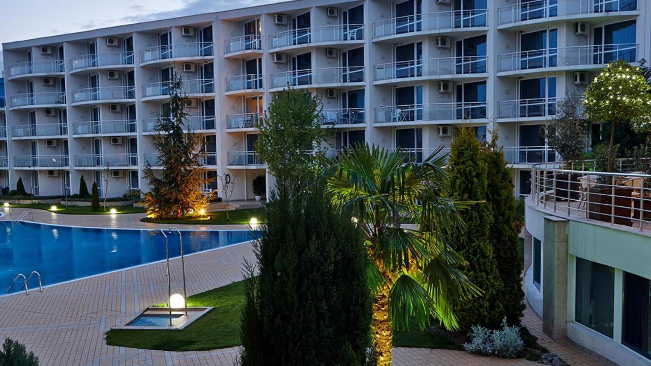 Design Studio In Atlantis Resort&Spa, Burgas Airport 外观 照片